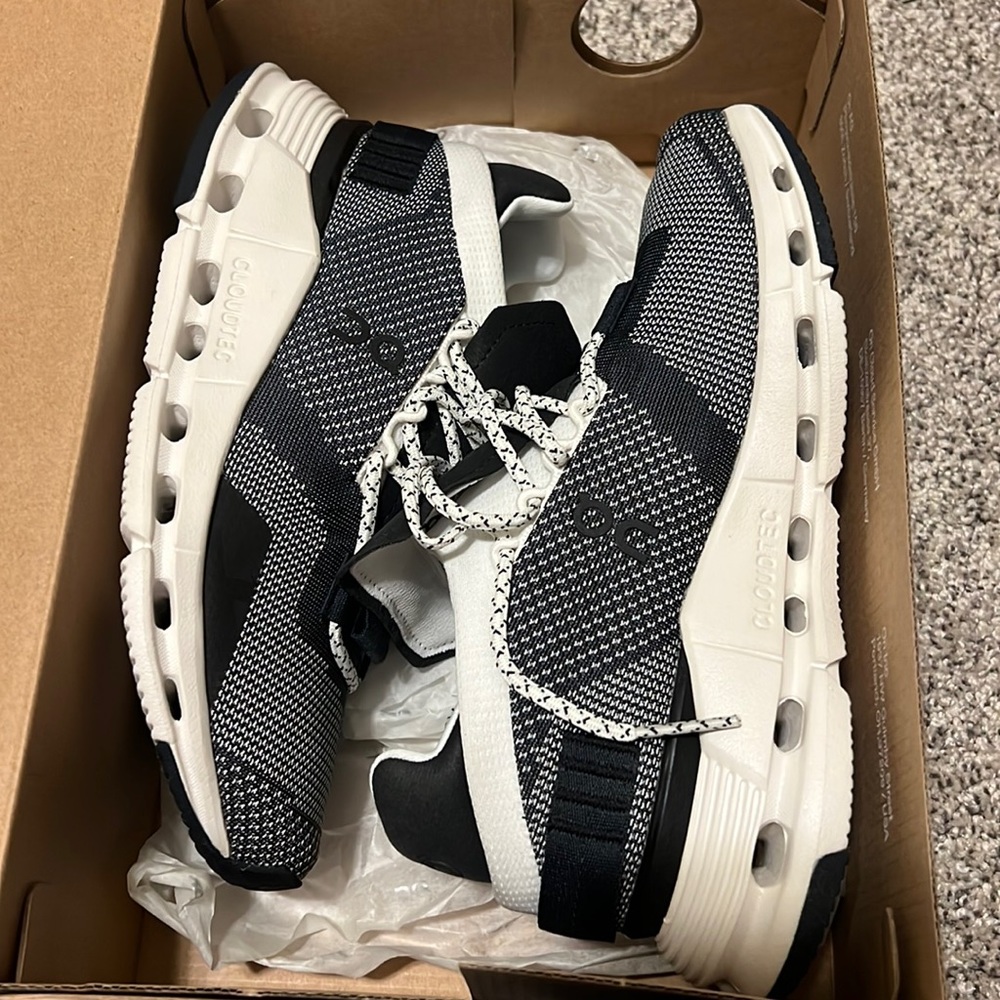 On Running Cloudnova Sneakers